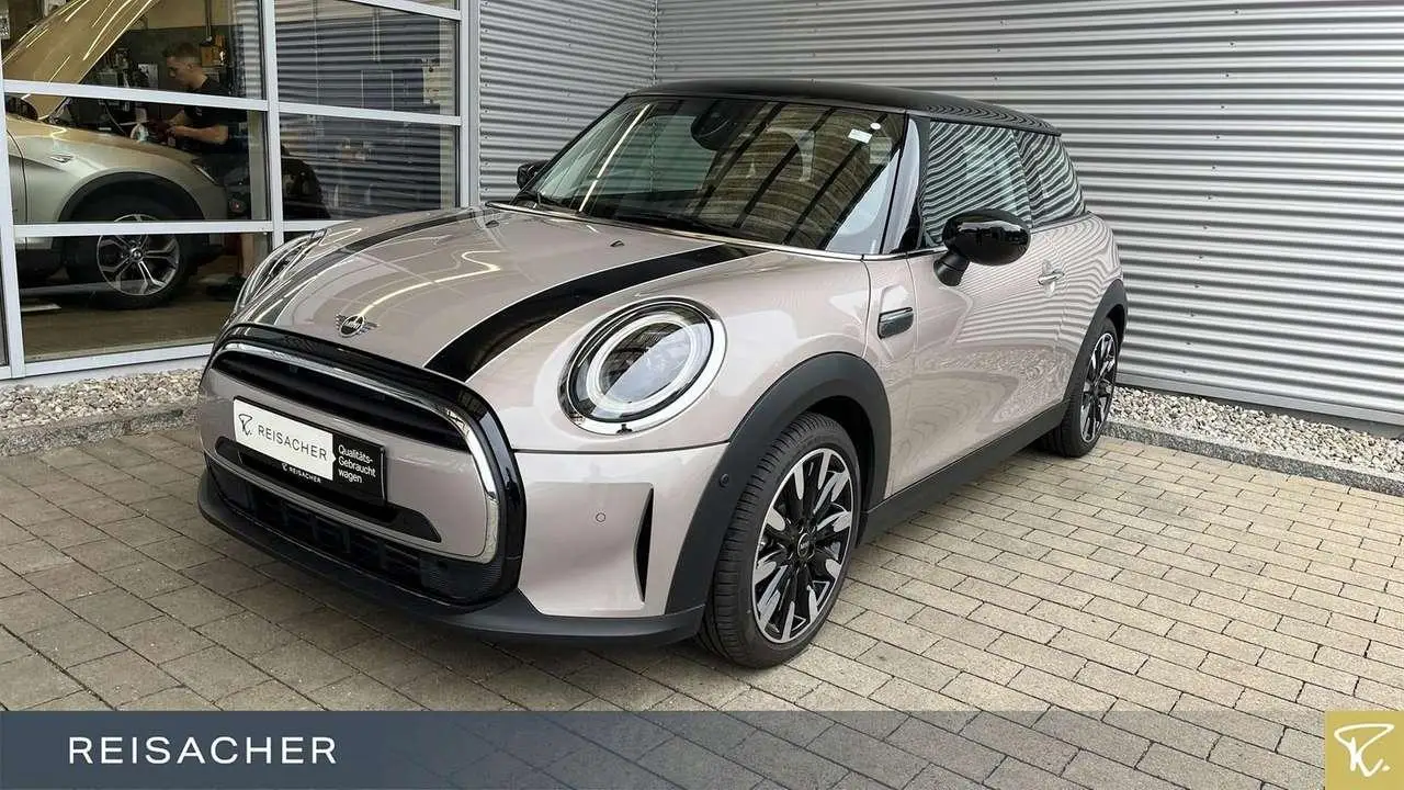 Photo 1 : Mini Cooper 2023 Petrol