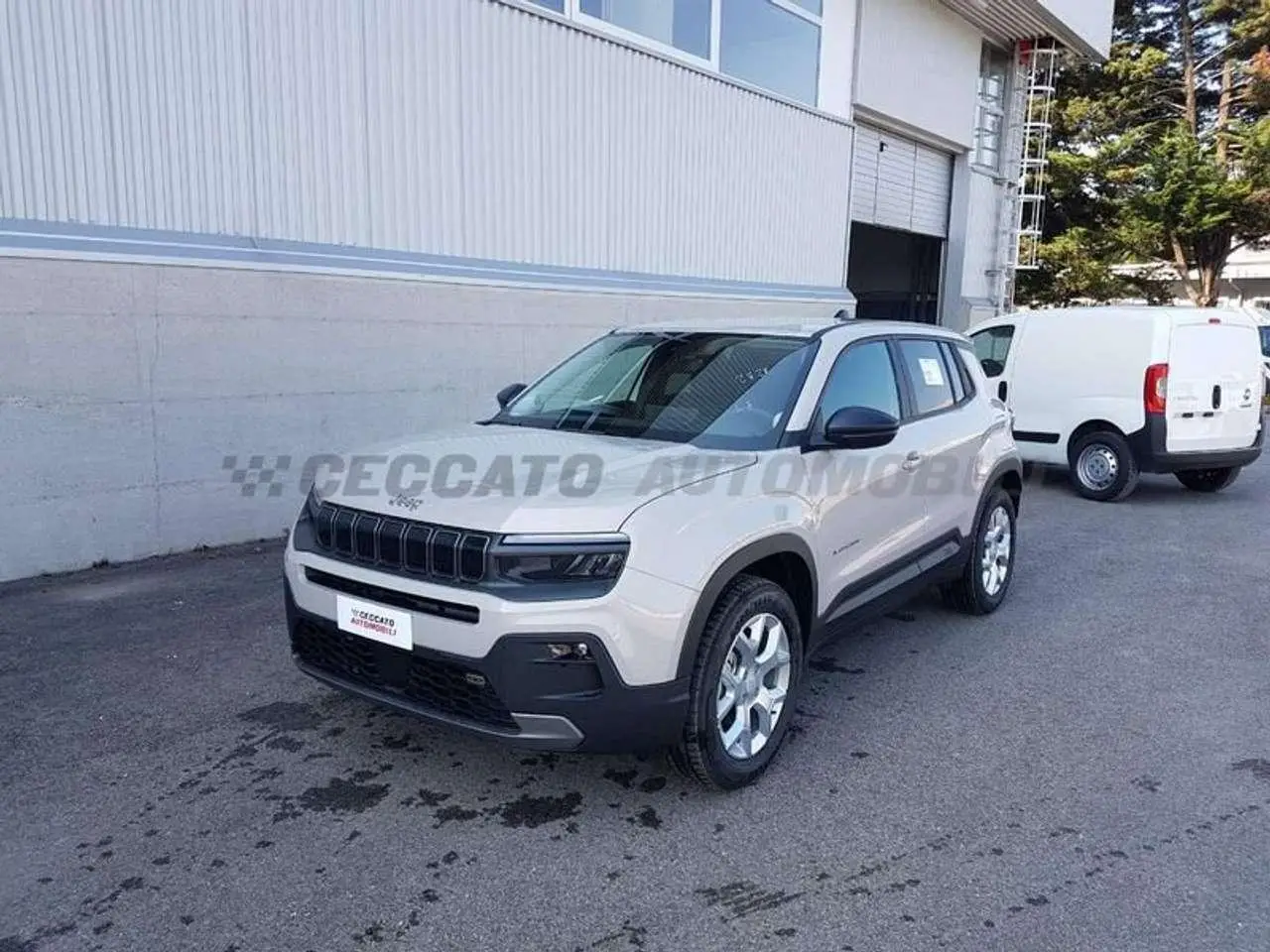 Photo 1 : Jeep Avenger 2024 Petrol