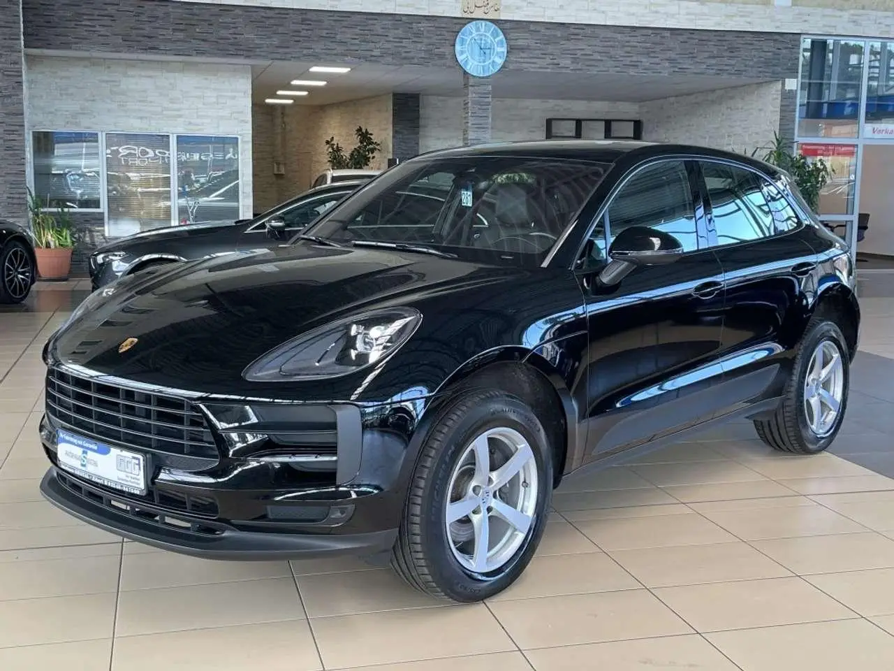 Photo 1 : Porsche Macan 2020 Petrol