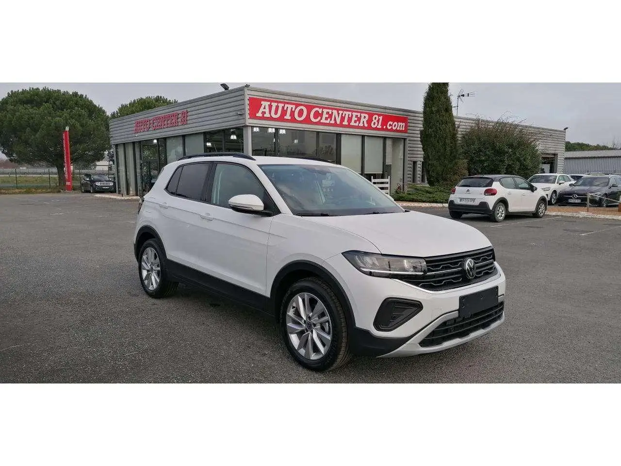 Photo 1 : Volkswagen T-cross 2024 Petrol