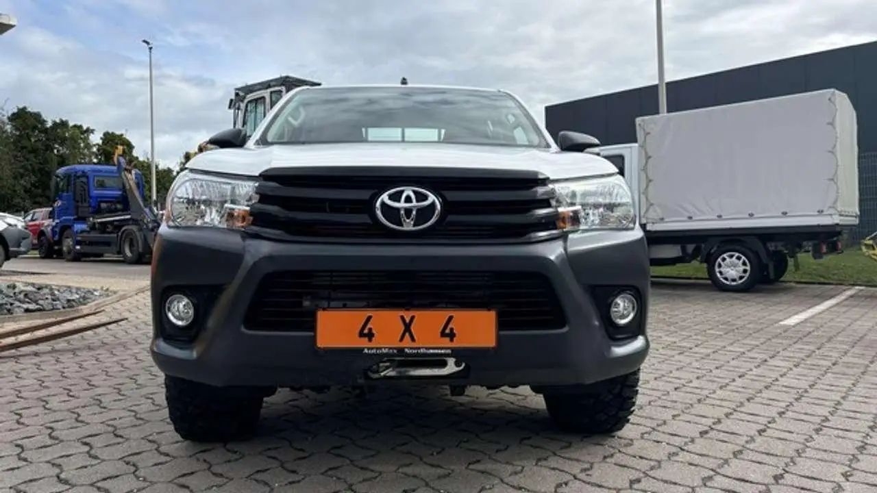 Photo 1 : Toyota Hilux 2017 Diesel