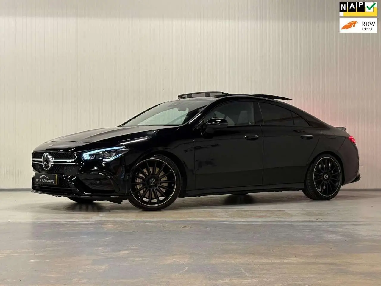 Photo 1 : Mercedes-benz Classe Cla 2020 Petrol