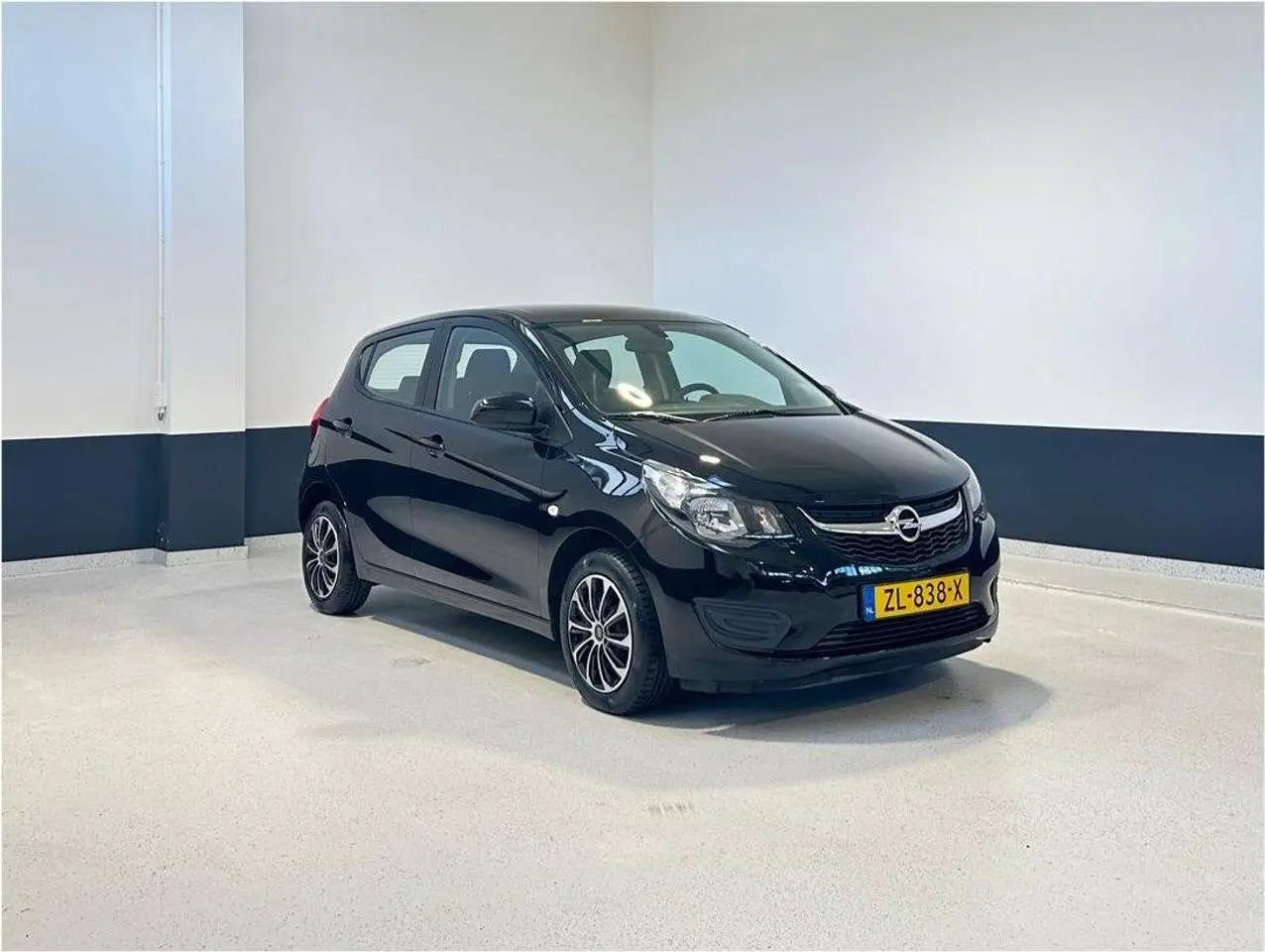 Photo 1 : Opel Karl 2019 Petrol