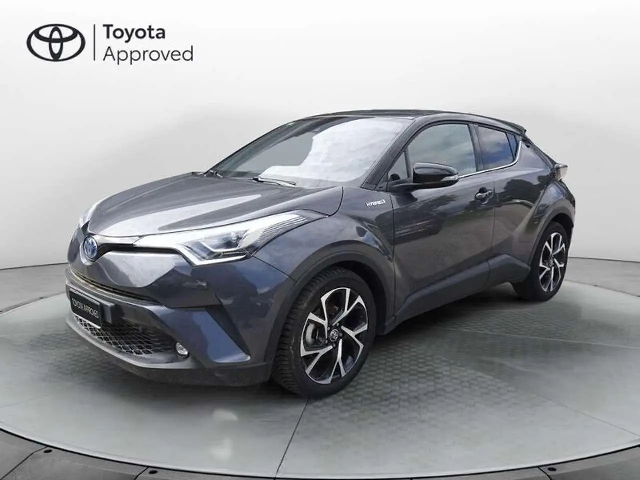 Photo 1 : Toyota C-hr 2016 Hybrid