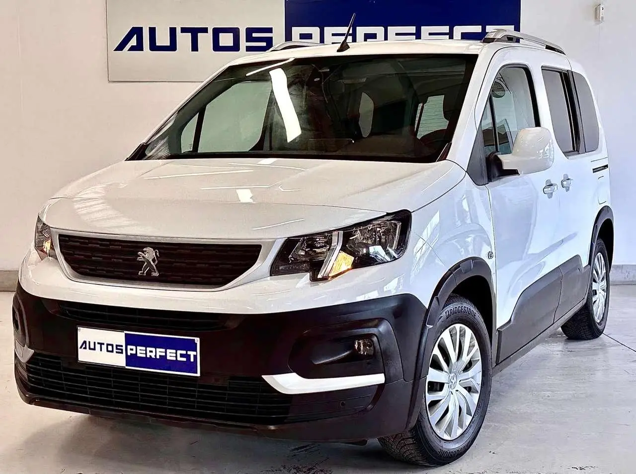 Photo 1 : Peugeot Rifter 2020 Petrol