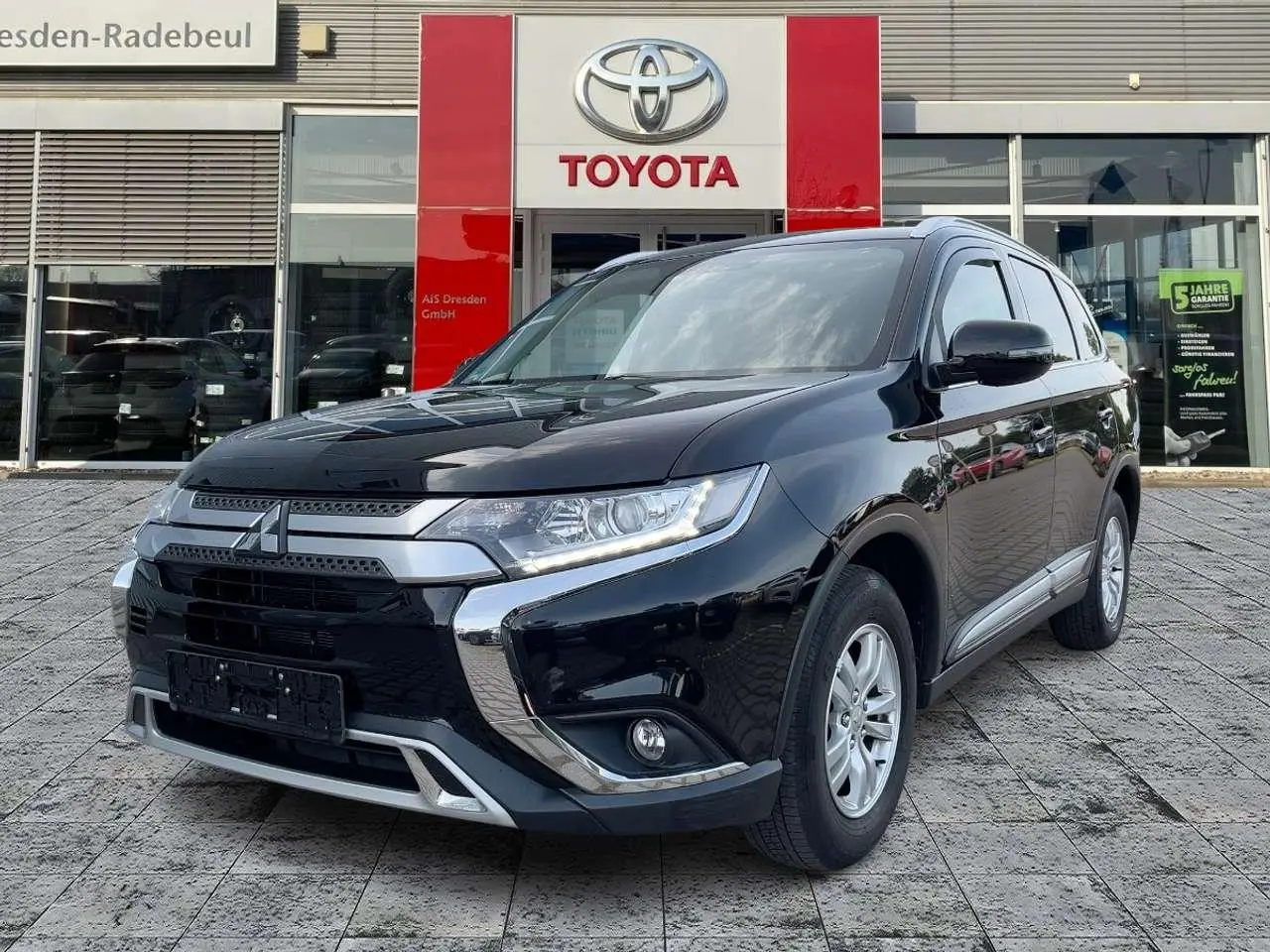 Photo 1 : Mitsubishi Outlander 2019 Petrol