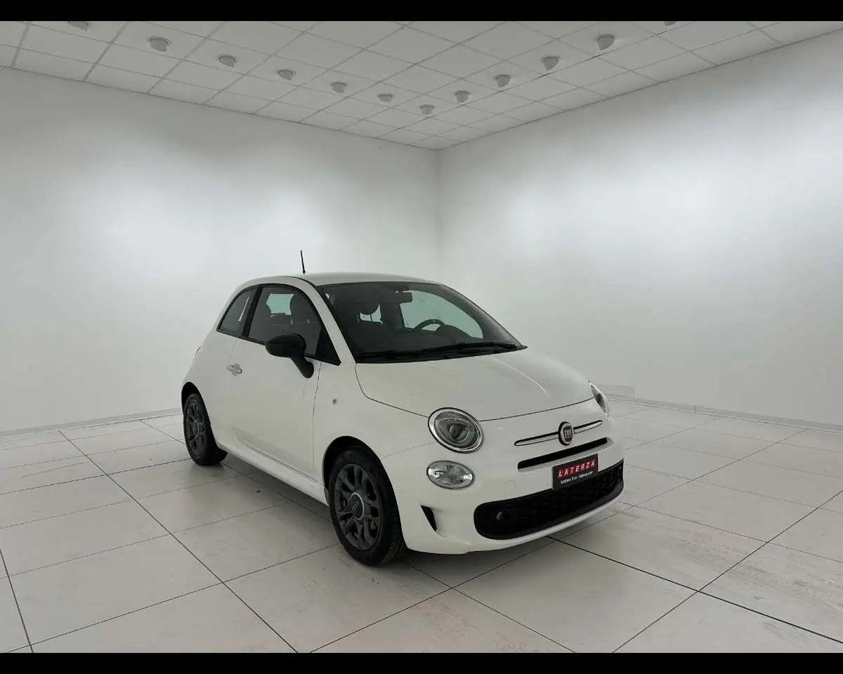 Photo 1 : Fiat 500 2021 Hybrid