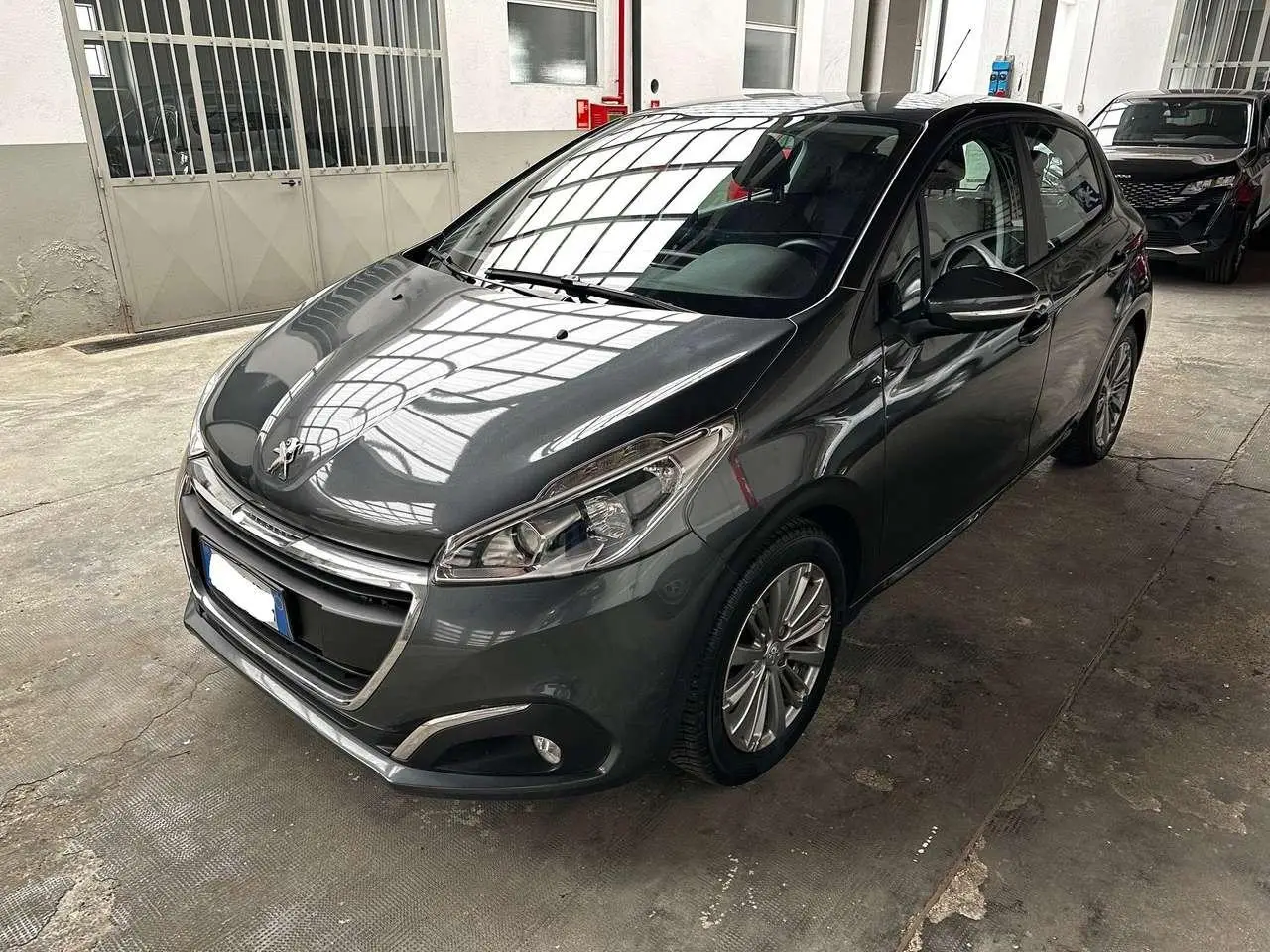 Photo 1 : Peugeot 208 2016 Petrol