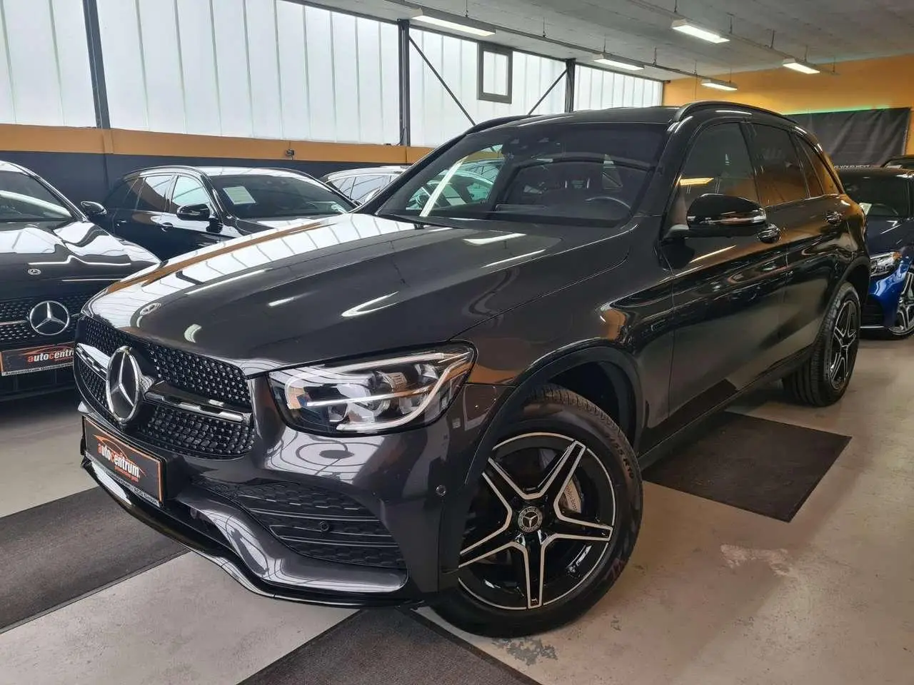 Photo 1 : Mercedes-benz Classe Glc 2021 Hybrid