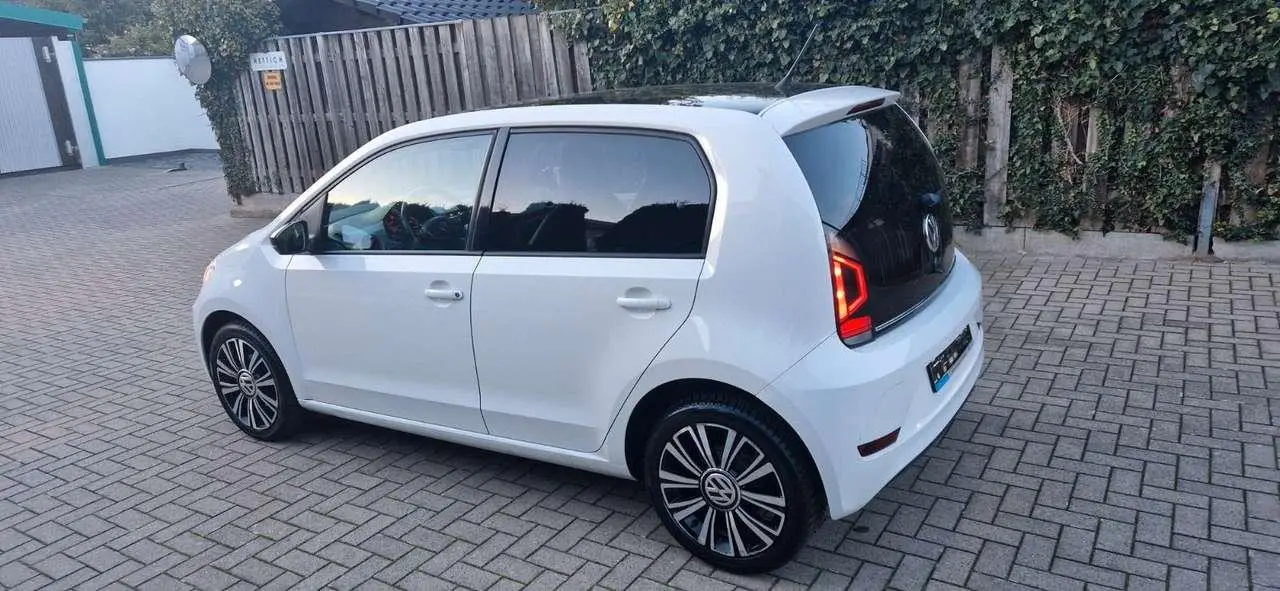 Photo 1 : Volkswagen Up! 2019 Essence