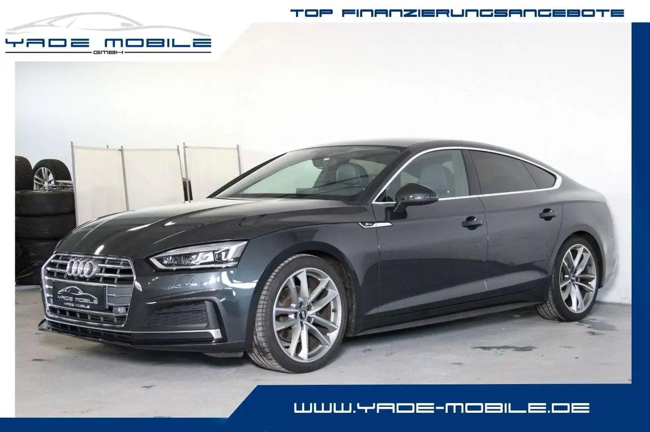 Photo 1 : Audi A5 2019 Essence