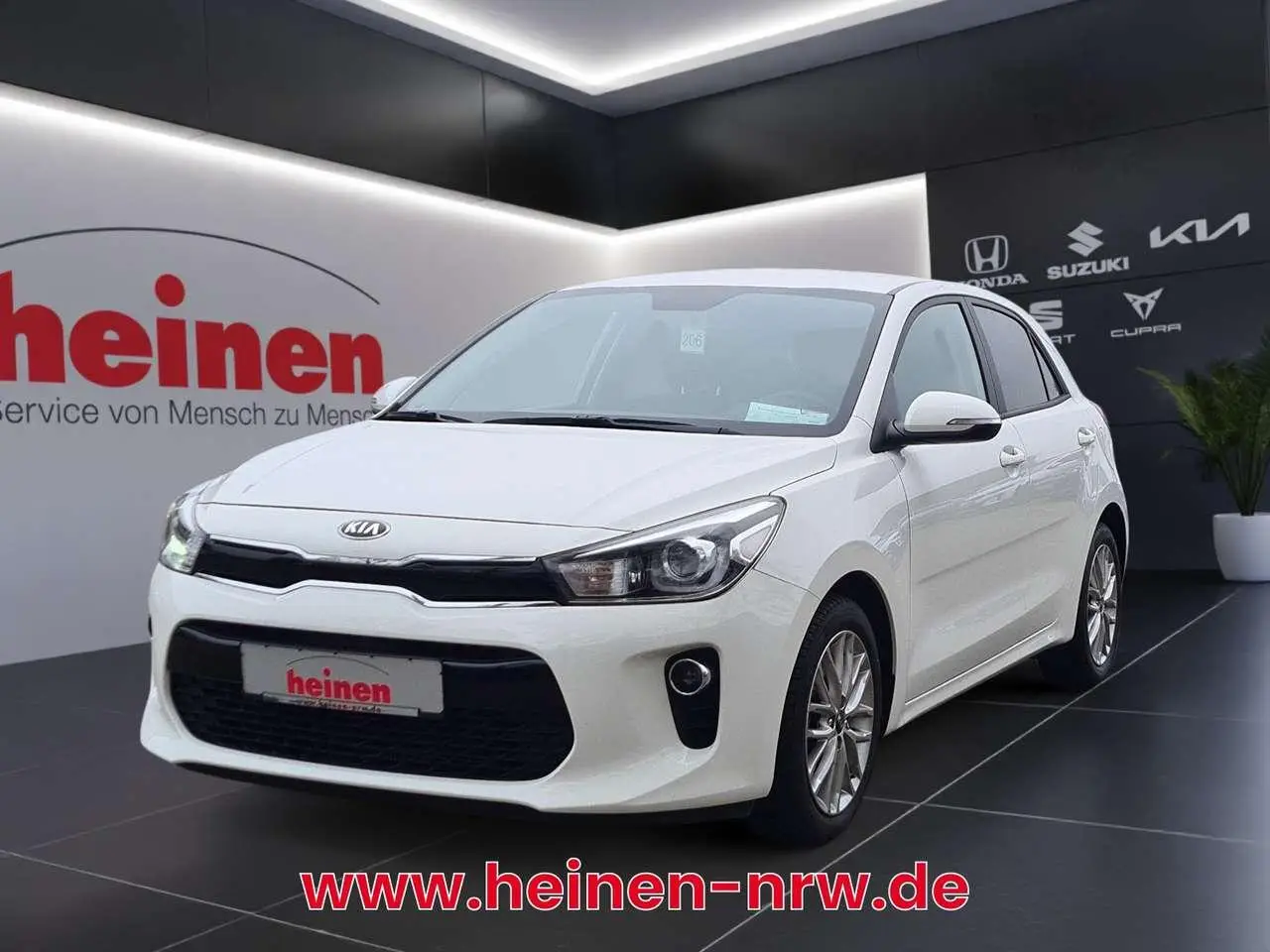 Photo 1 : Kia Rio 2020 Essence