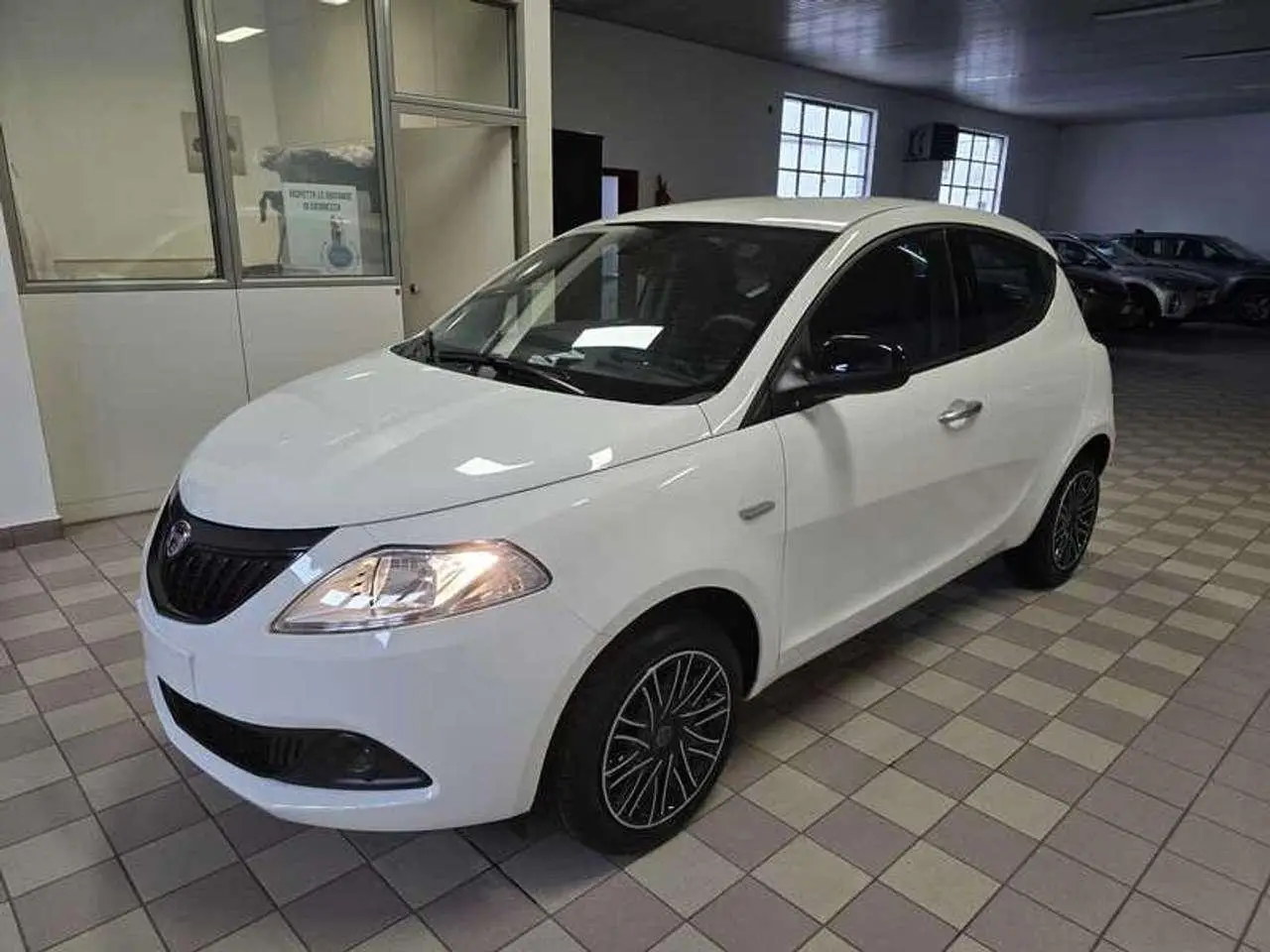 Photo 1 : Lancia Ypsilon 2024 Hybrid