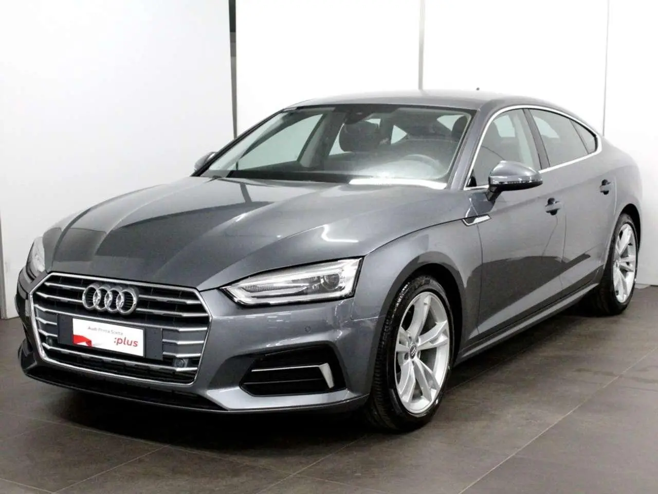 Photo 1 : Audi A5 2018 Autres