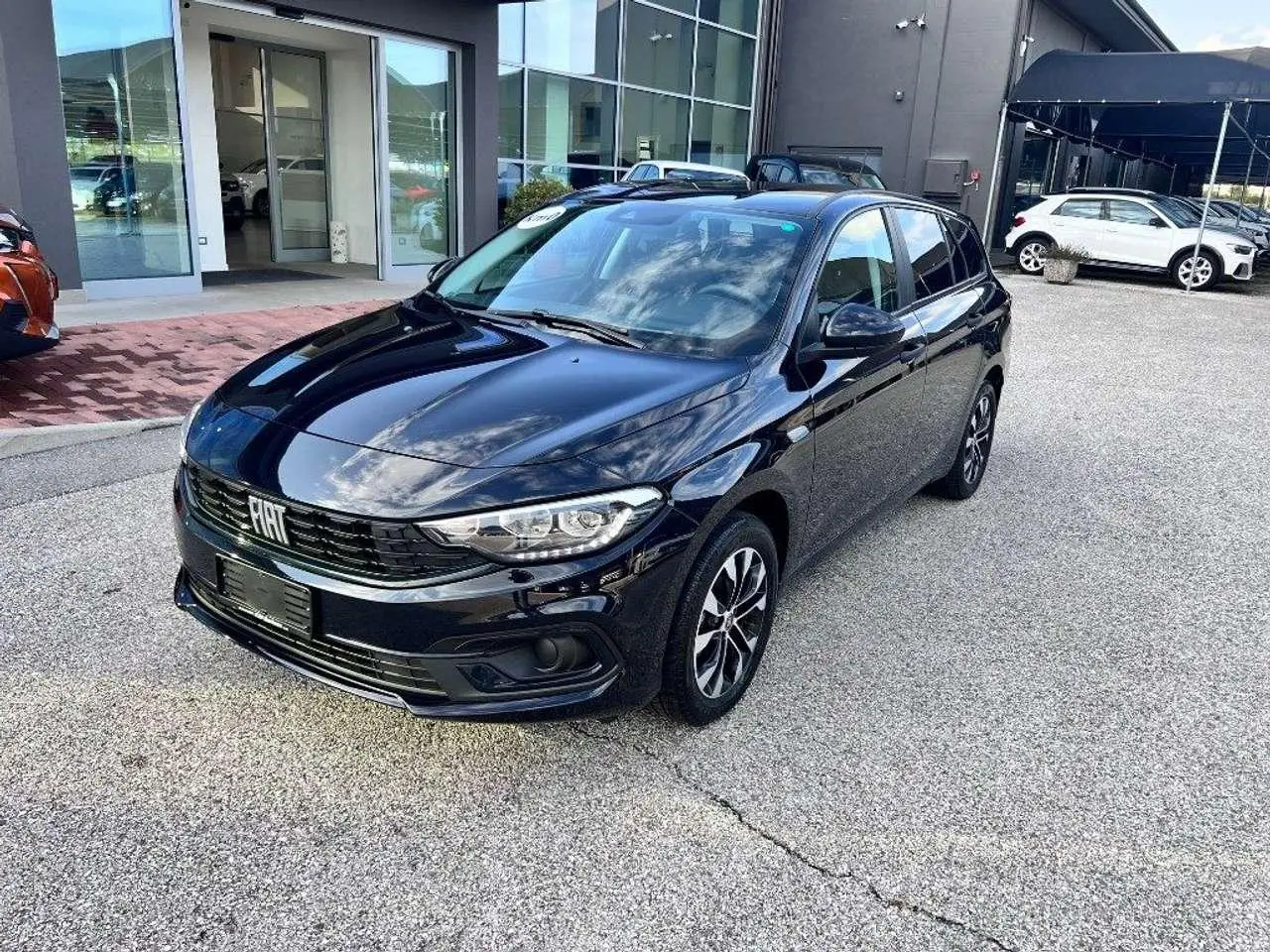 Photo 1 : Fiat Tipo 2022 Petrol