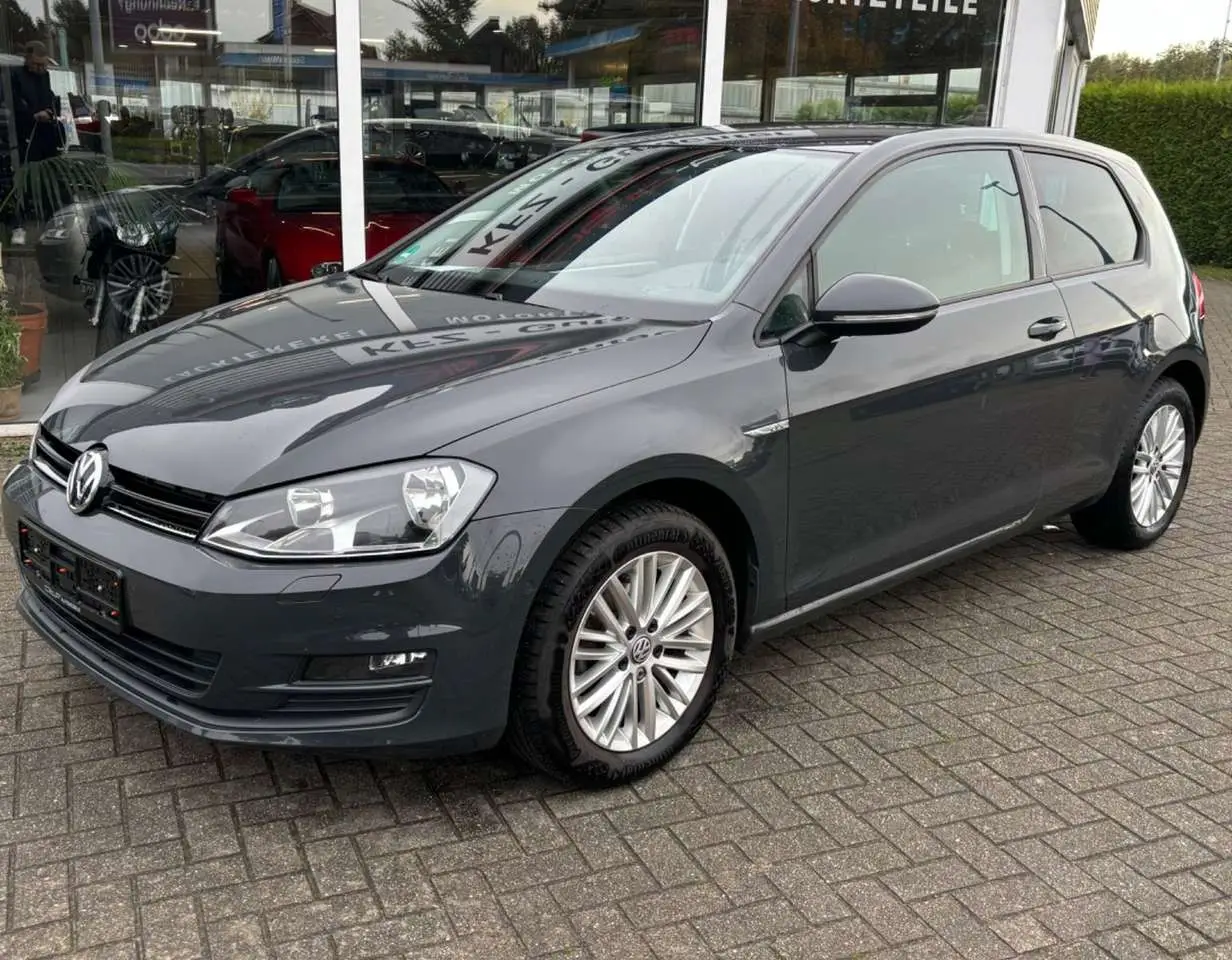 Photo 1 : Volkswagen Golf 2015 Essence