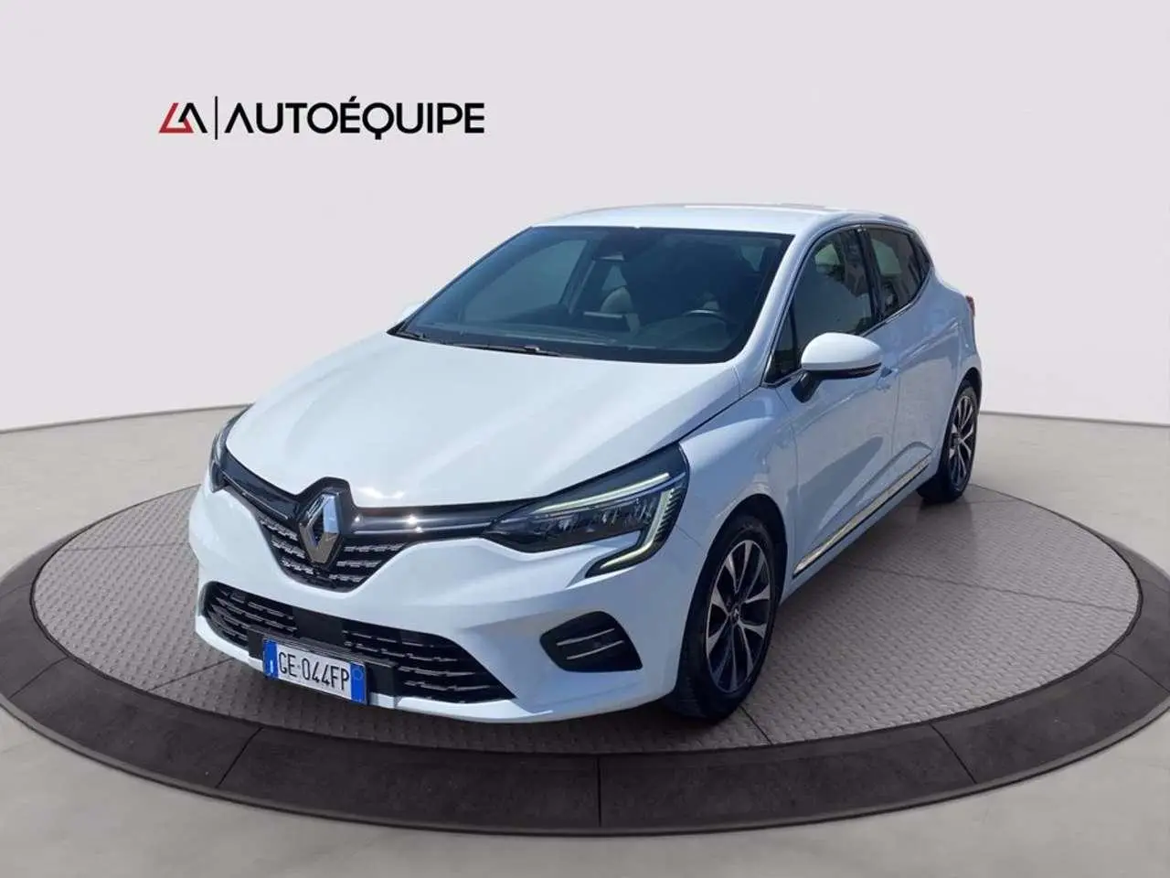 Photo 1 : Renault Clio 2021 Hybrid