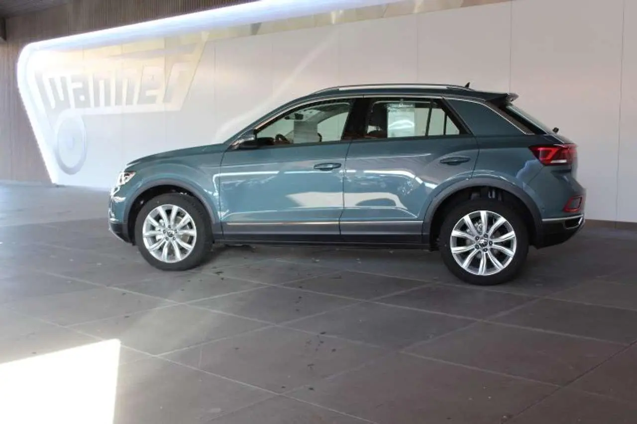 Photo 1 : Volkswagen T-roc 2024 Petrol