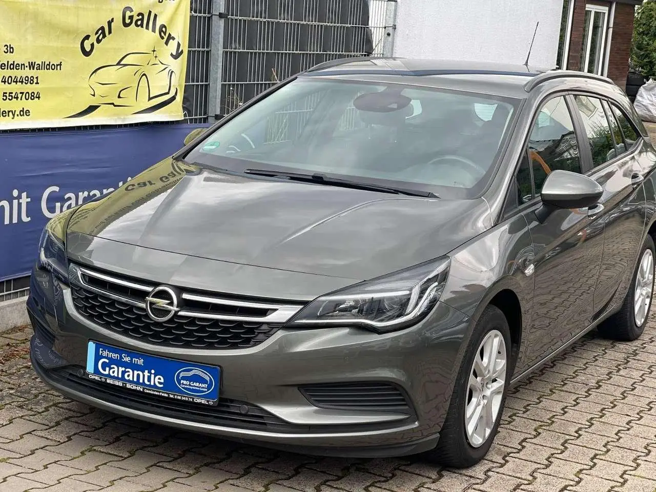 Photo 1 : Opel Astra 2018 Petrol