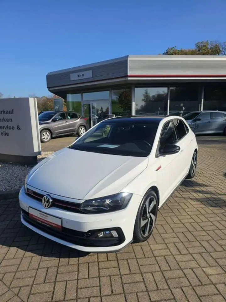 Photo 1 : Volkswagen Polo 2020 Petrol