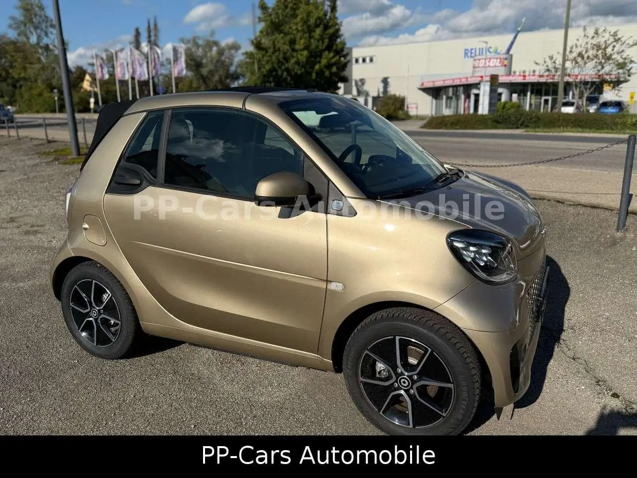 Photo 1 : Smart Fortwo 2023 Electric