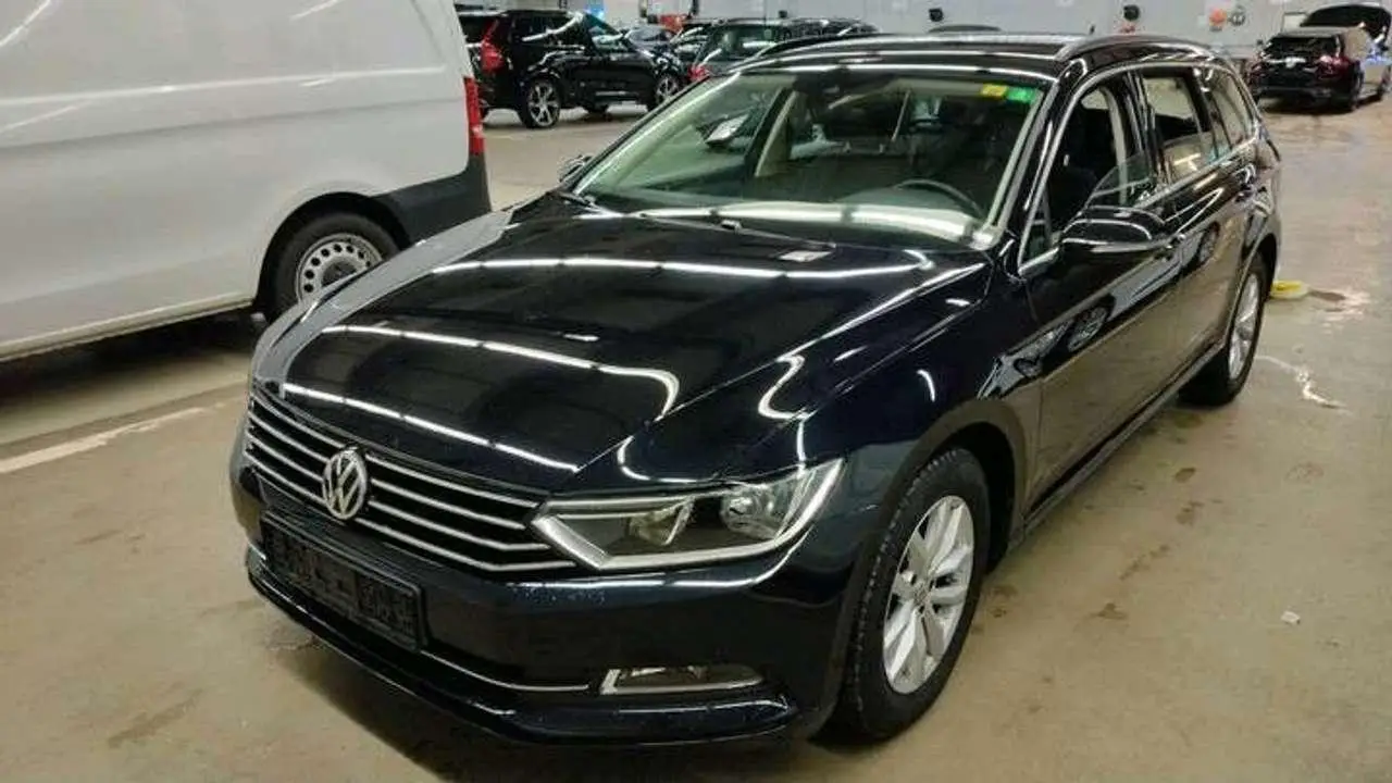 Photo 1 : Volkswagen Passat 2019 Diesel