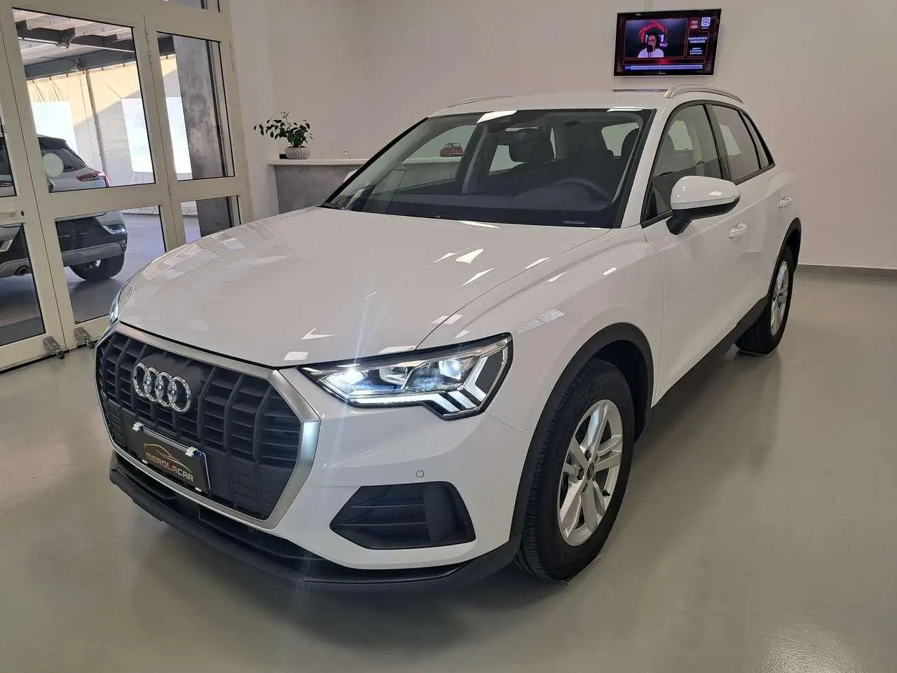 Photo 1 : Audi Q3 2024 Diesel