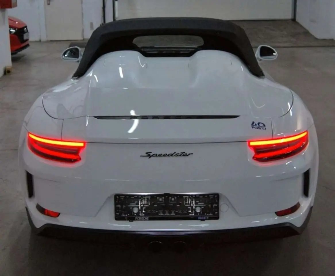 Photo 1 : Porsche 911 2019 Essence