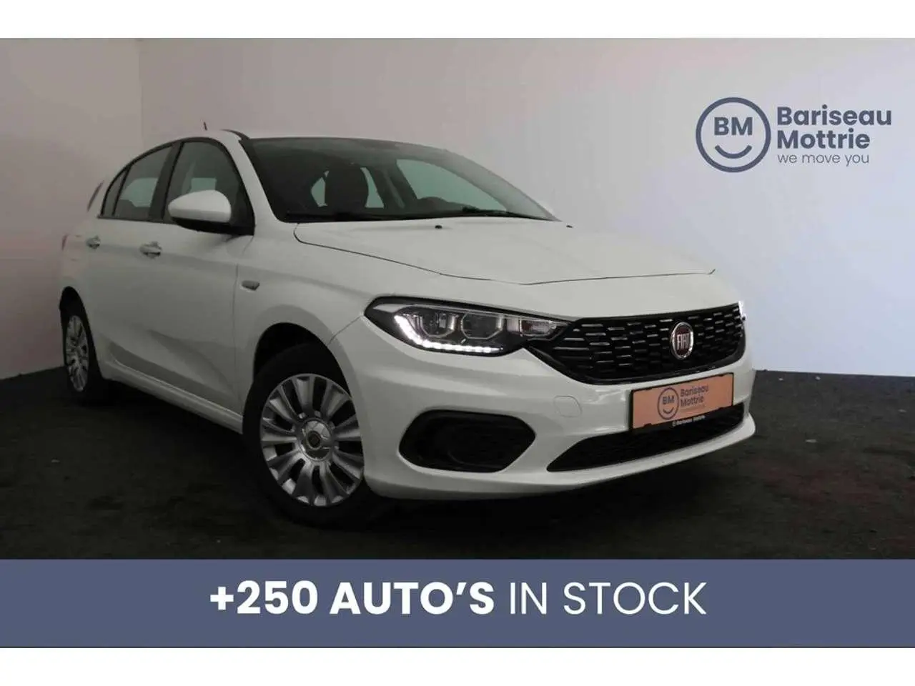 Photo 1 : Fiat Tipo 2016 Essence