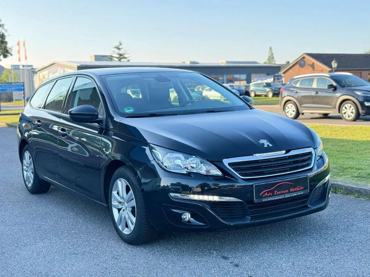 Photo 1 : Peugeot 308 2017 Petrol