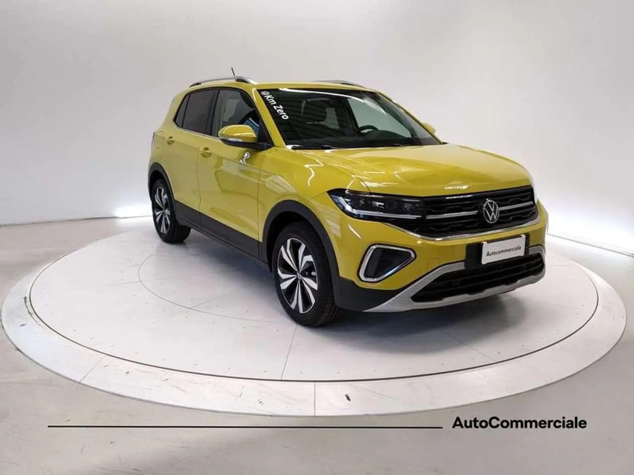 Photo 1 : Volkswagen T-cross 2024 Essence