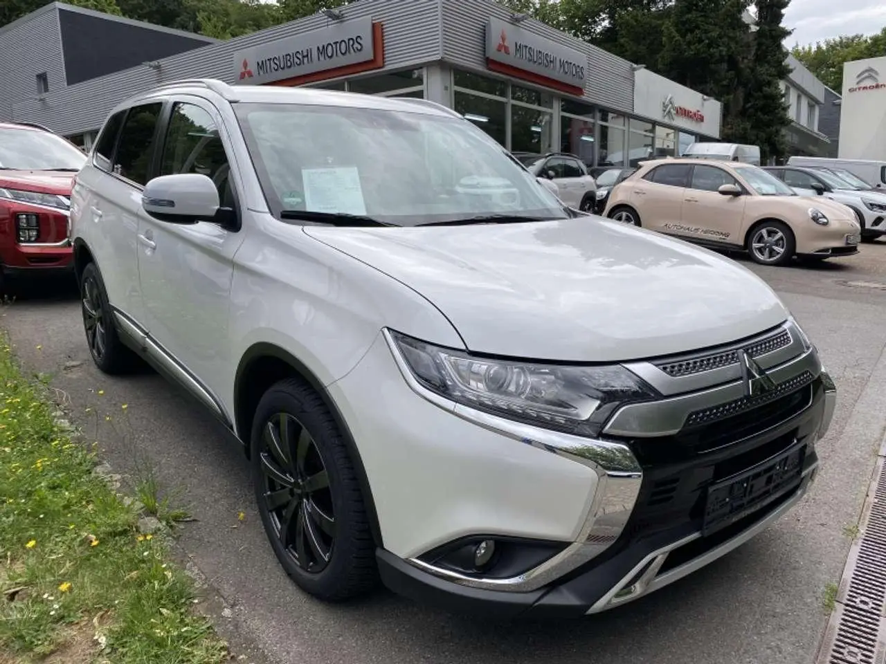 Photo 1 : Mitsubishi Outlander 2019 Essence