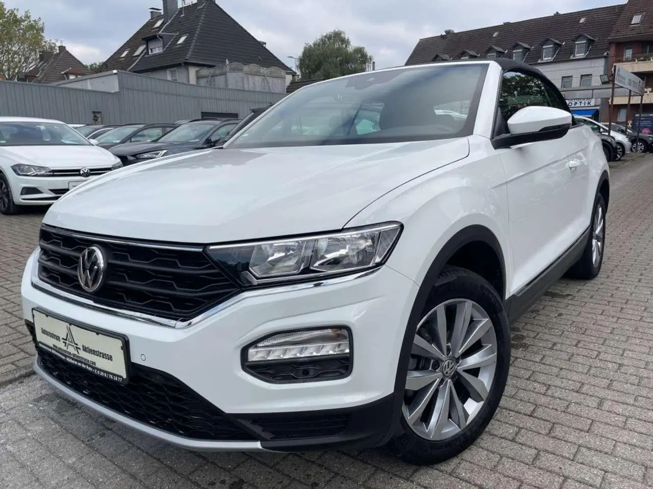 Photo 1 : Volkswagen T-roc 2020 Essence