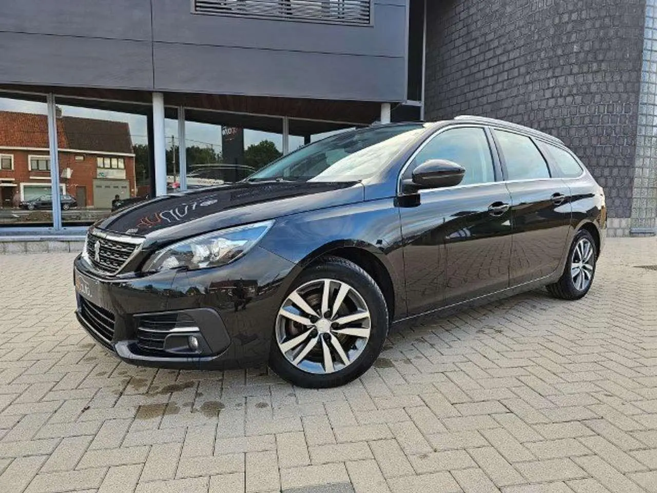 Photo 1 : Peugeot 308 2019 Diesel