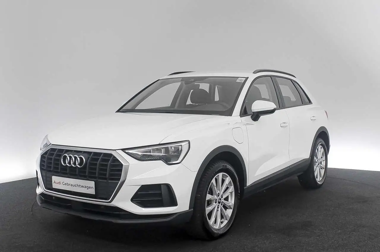 Photo 1 : Audi Q3 2021 Hybrid