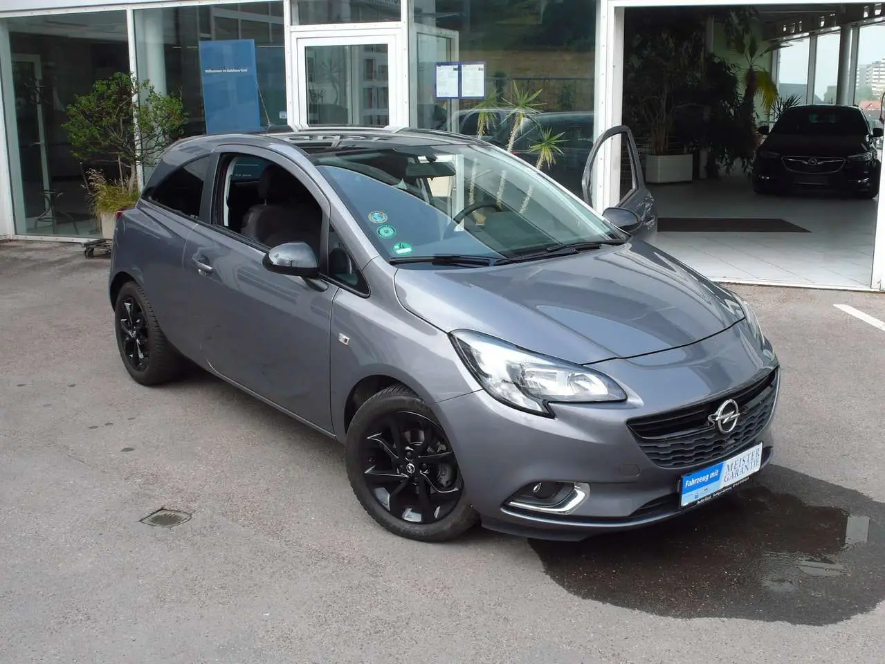 Photo 1 : Opel Corsa 2016 Petrol