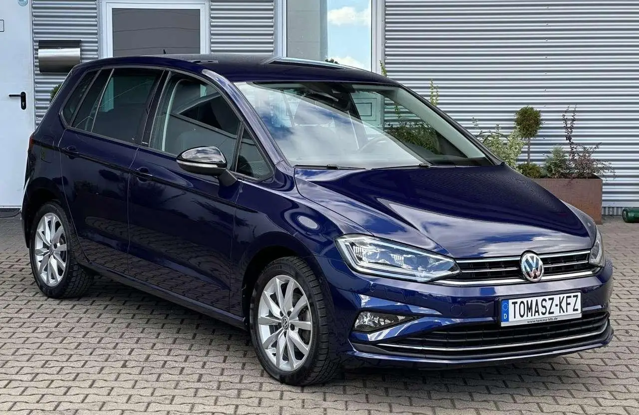 Photo 1 : Volkswagen Golf 2019 Petrol