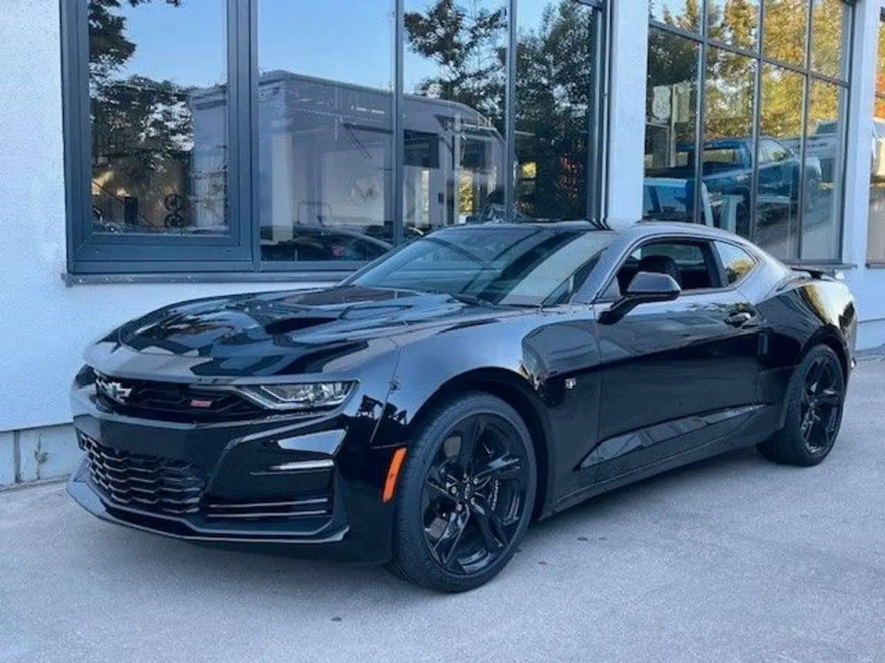 Photo 1 : Chevrolet Camaro 2024 Essence