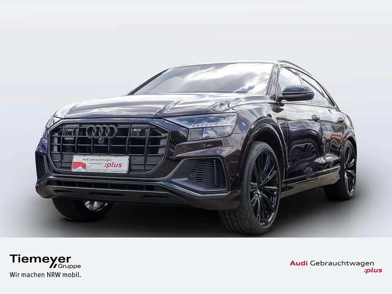 Photo 1 : Audi Q8 2022 Essence