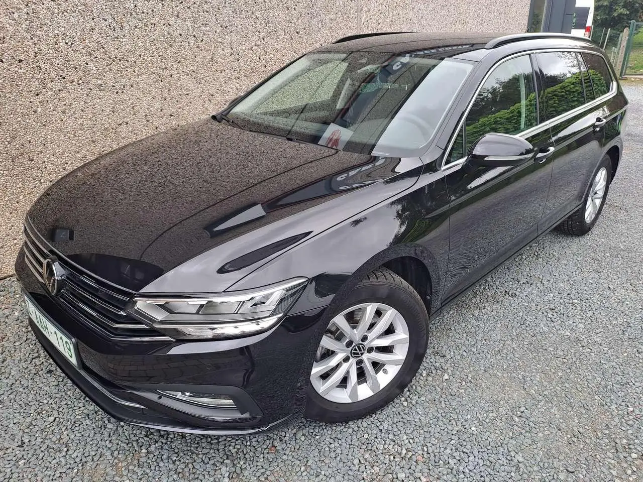 Photo 1 : Volkswagen Passat 2023 Petrol