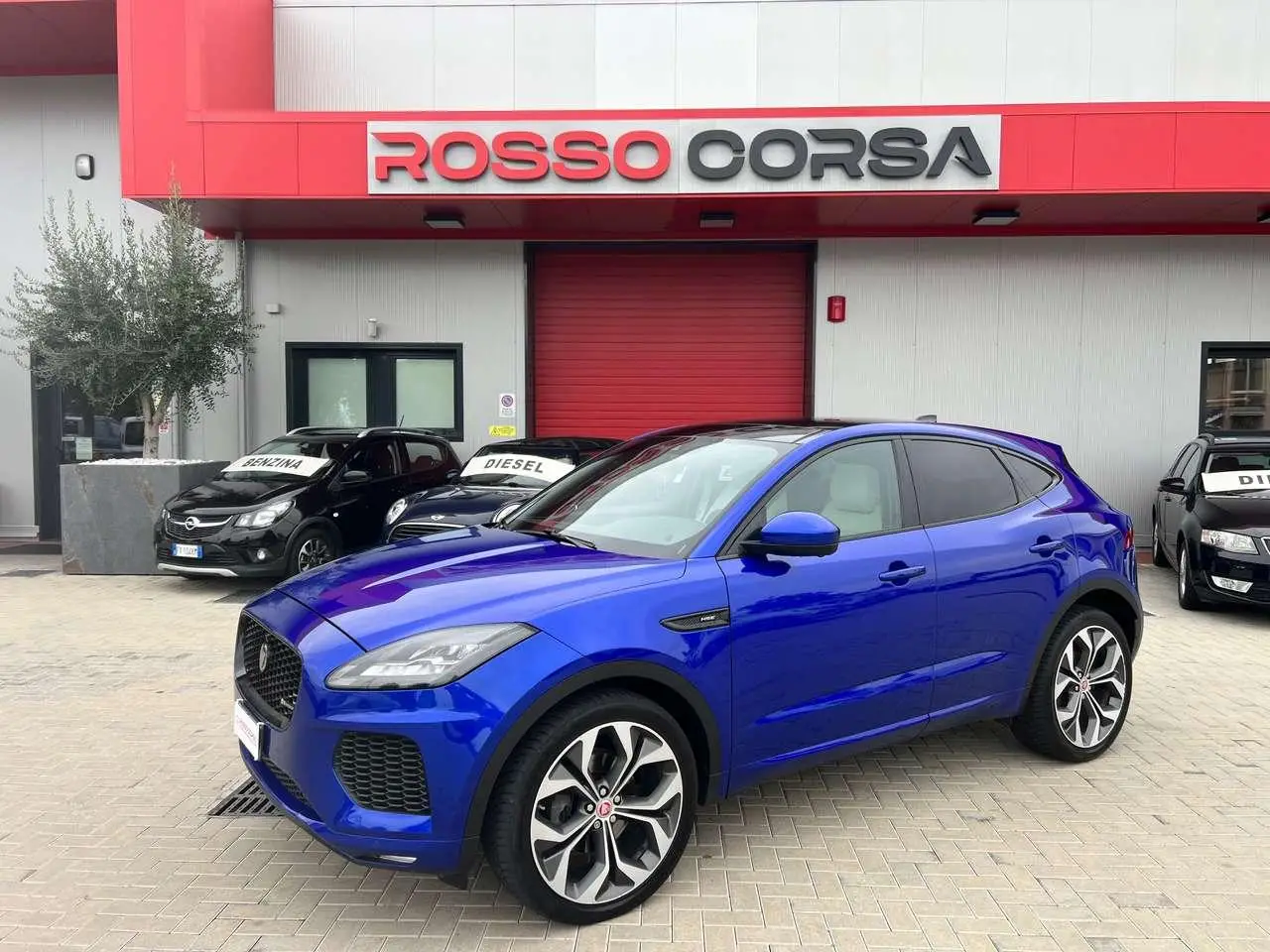 Photo 1 : Jaguar E-pace 2019 Diesel