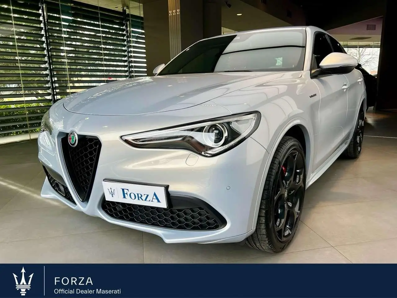 Photo 1 : Alfa Romeo Stelvio 2021 Essence