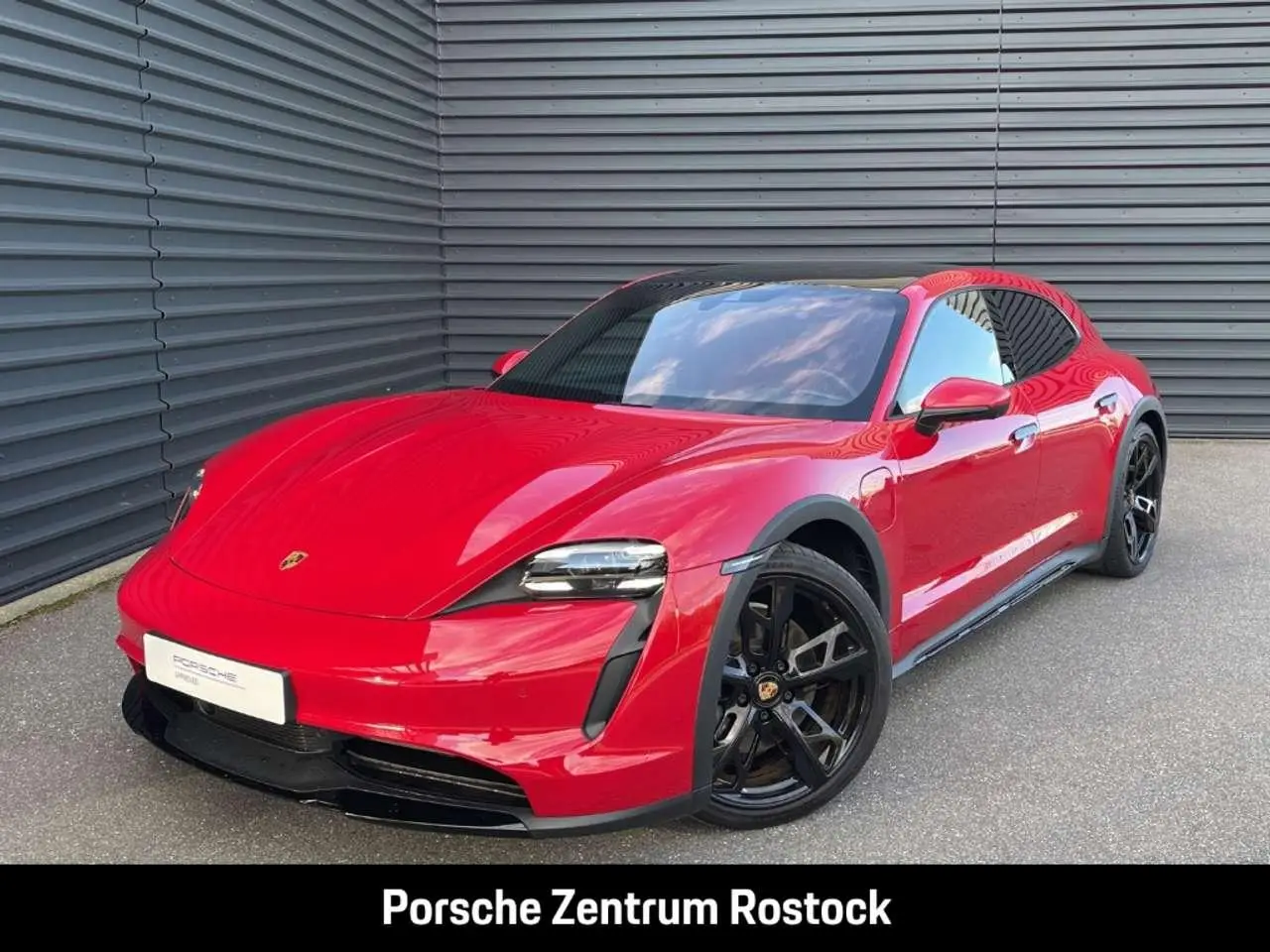 Photo 1 : Porsche Taycan 2021 Electric