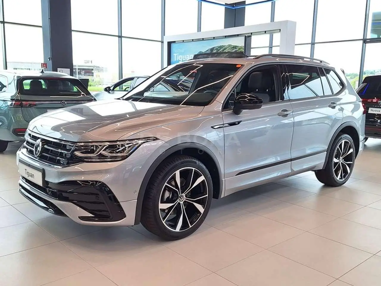 Photo 1 : Volkswagen Tiguan 2024 Diesel