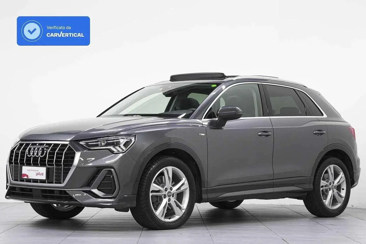 Photo 1 : Audi Q3 2019 Petrol