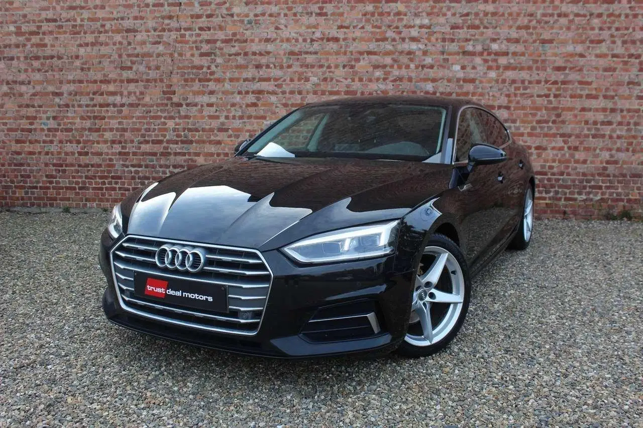 Photo 1 : Audi A5 2018 Diesel