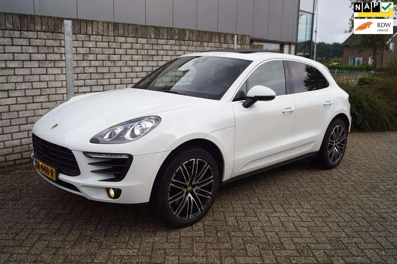 Photo 1 : Porsche Macan 2015 Essence