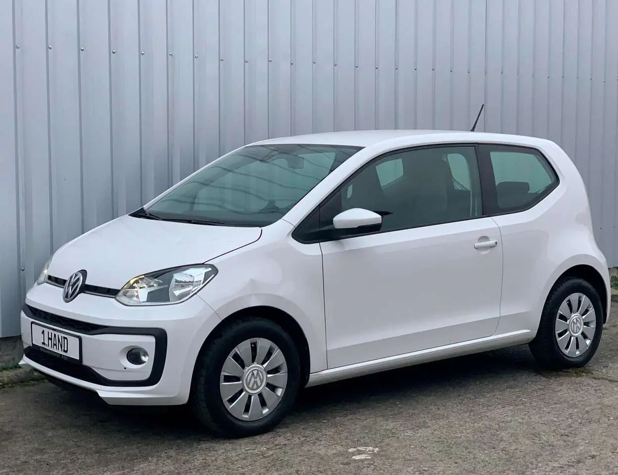 Photo 1 : Volkswagen Up! 2020 Petrol