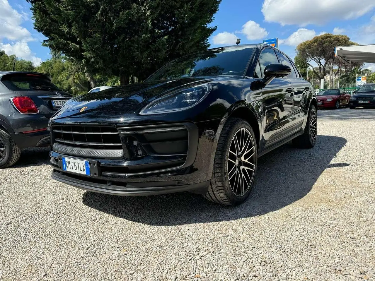 Photo 1 : Porsche Macan 2022 Petrol