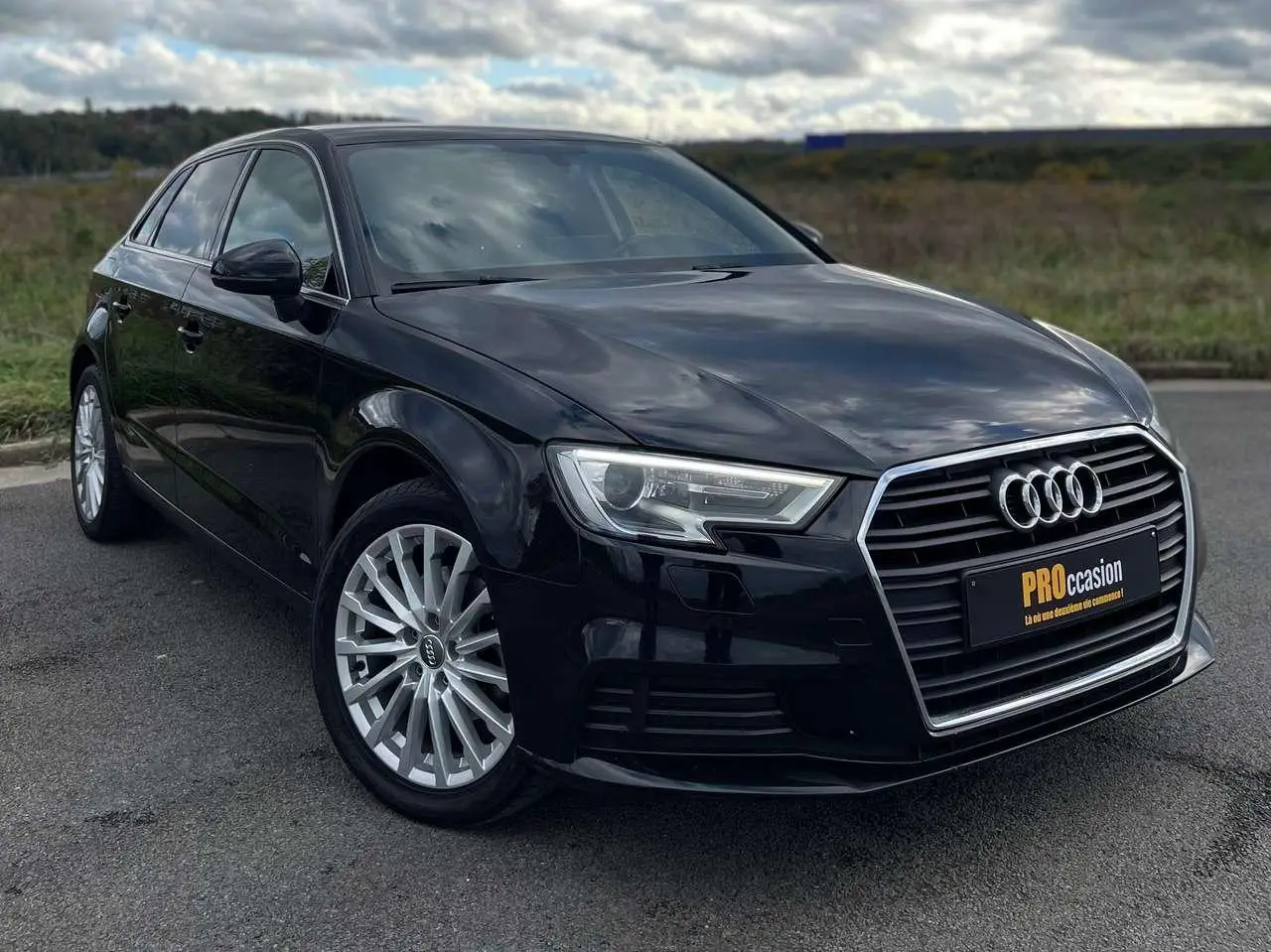 Photo 1 : Audi A3 2017 Diesel